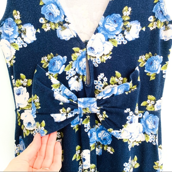 ❤️SOLD ❤️ Forever 21 | Blue Floral Swing Dress - Picture 5 of 6